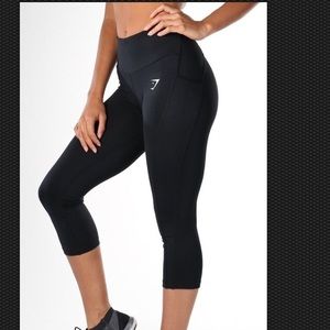 Gymshark Black Crop With Pockets